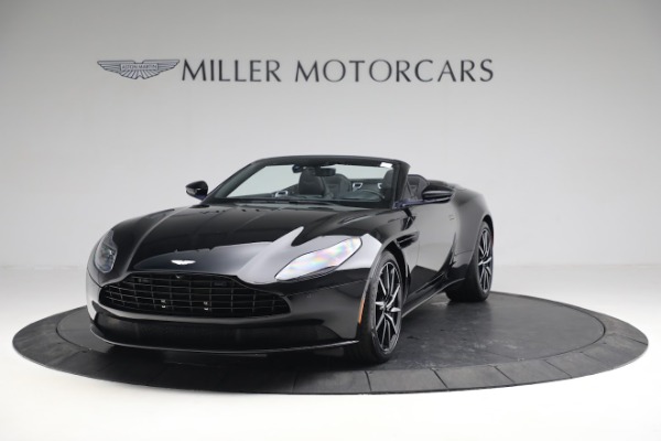 Used 2020 Aston Martin DB11 Volante for sale $155,900 at Alfa Romeo of Westport in Westport CT 06880 12
