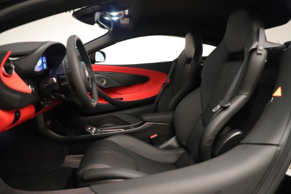 Used 2019 McLaren 600LT Luxury for sale Sold at Alfa Romeo of Westport in Westport CT 06880 21