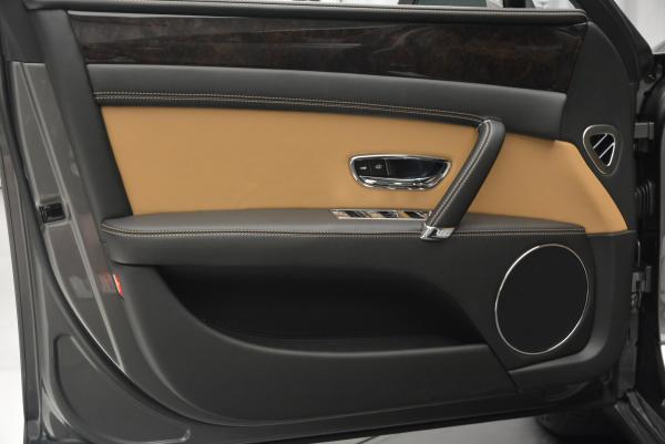 Used 2016 Bentley Flying Spur V8 V8 for sale Sold at Alfa Romeo of Westport in Westport CT 06880 24