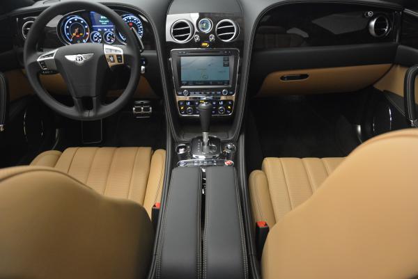 Used 2016 Bentley Flying Spur V8 V8 for sale Sold at Alfa Romeo of Westport in Westport CT 06880 25