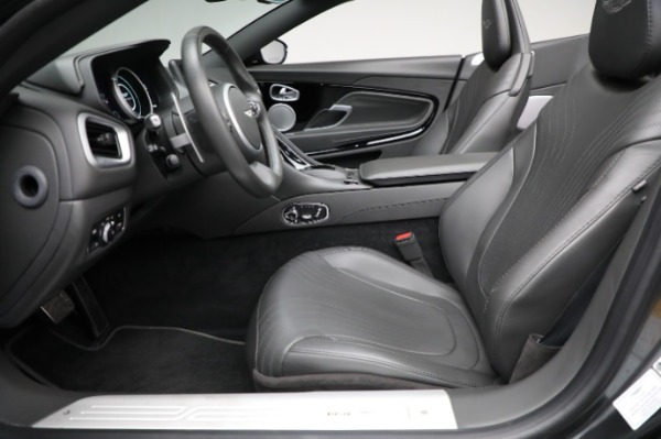 Used 2020 Aston Martin DB11 Volante for sale $159,900 at Alfa Romeo of Westport in Westport CT 06880 21