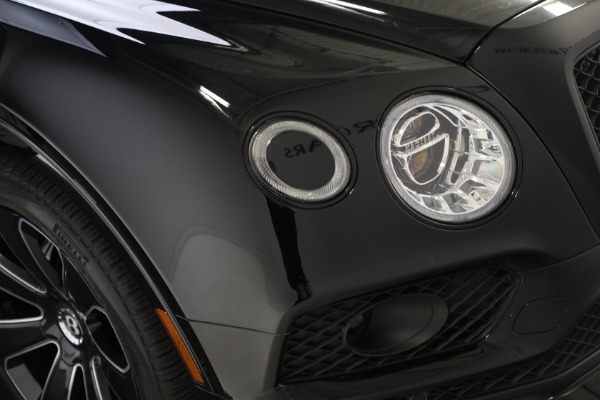 Used 2020 Bentley Bentayga V8 Design Series for sale $145,900 at Alfa Romeo of Westport in Westport CT 06880 14