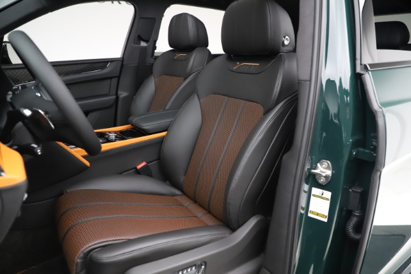 New 2020 Bentley Bentayga V8 Design Series for sale $223,015 at Alfa Romeo of Westport in Westport CT 06880 20