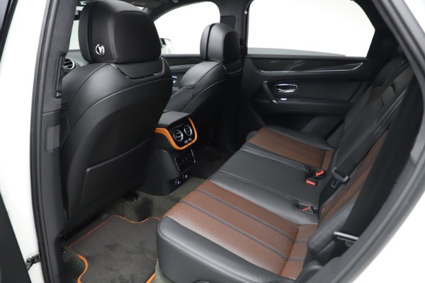New 2020 Bentley Bentayga V8 Design Series for sale $216,860 at Alfa Romeo of Westport in Westport CT 06880 23