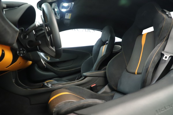 Used 2016 McLaren 570S Coupe for sale $151,900 at Alfa Romeo of Westport in Westport CT 06880 15