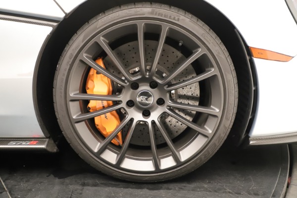 Used 2016 McLaren 570S Coupe for sale $151,900 at Alfa Romeo of Westport in Westport CT 06880 19