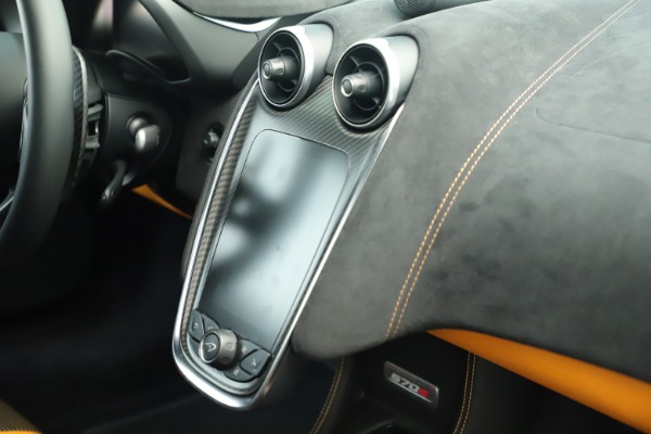 Used 2016 McLaren 570S Coupe for sale $151,900 at Alfa Romeo of Westport in Westport CT 06880 22