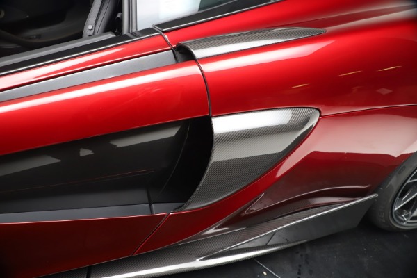 Used 2019 McLaren 600LT Luxury for sale Sold at Alfa Romeo of Westport in Westport CT 06880 17
