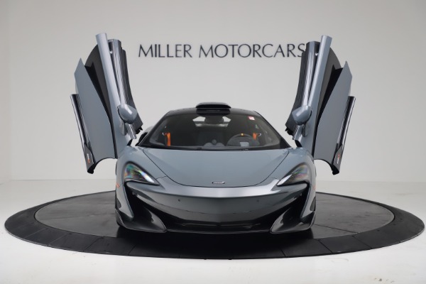 New 2019 McLaren 600LT Coupe for sale $311,619 at Alfa Romeo of Westport in Westport CT 06880 11