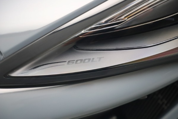 New 2019 McLaren 600LT Coupe for sale $311,619 at Alfa Romeo of Westport in Westport CT 06880 14