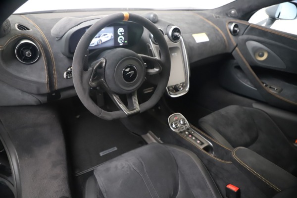 New 2019 McLaren 600LT Coupe for sale $311,619 at Alfa Romeo of Westport in Westport CT 06880 17