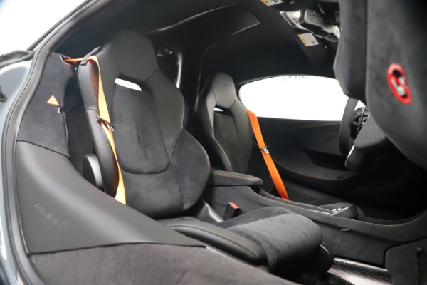New 2019 McLaren 600LT Coupe for sale $311,619 at Alfa Romeo of Westport in Westport CT 06880 24