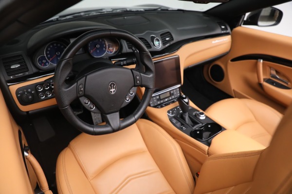 New 2019 Maserati GranTurismo Sport Convertible for sale $164,075 at Alfa Romeo of Westport in Westport CT 06880 19