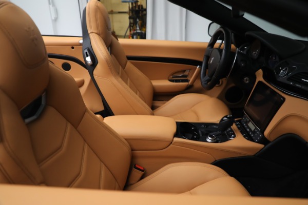 New 2019 Maserati GranTurismo Sport Convertible for sale $164,075 at Alfa Romeo of Westport in Westport CT 06880 21