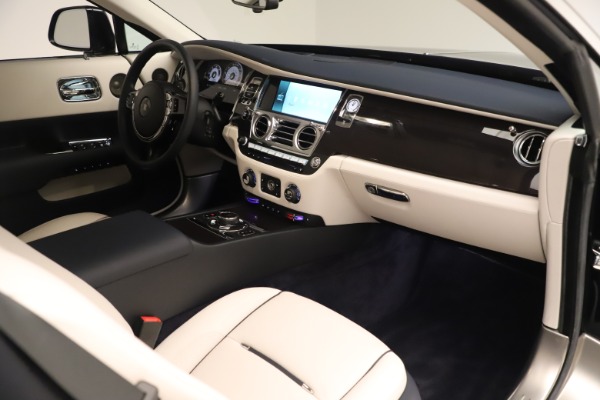 Used 2015 Rolls-Royce Wraith for sale Sold at Alfa Romeo of Westport in Westport CT 06880 27