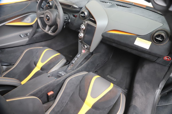 Used 2020 McLaren 720S Spider Performance for sale Sold at Alfa Romeo of Westport in Westport CT 06880 28