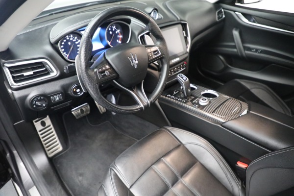 Used 2019 Maserati Ghibli S Q4 GranSport for sale $58,900 at Alfa Romeo of Westport in Westport CT 06880 12