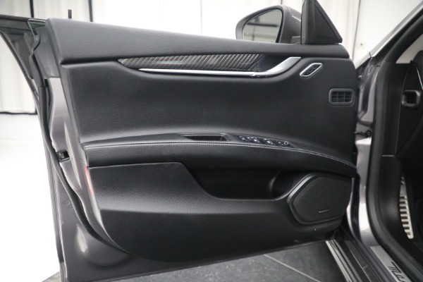 Used 2019 Maserati Ghibli S Q4 GranSport for sale $58,900 at Alfa Romeo of Westport in Westport CT 06880 16