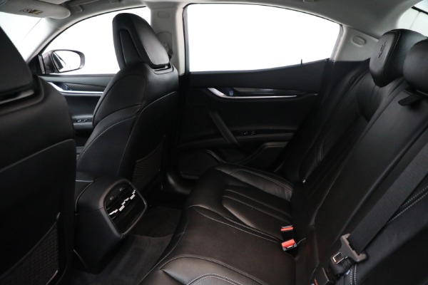Used 2019 Maserati Ghibli S Q4 GranSport for sale $58,900 at Alfa Romeo of Westport in Westport CT 06880 18