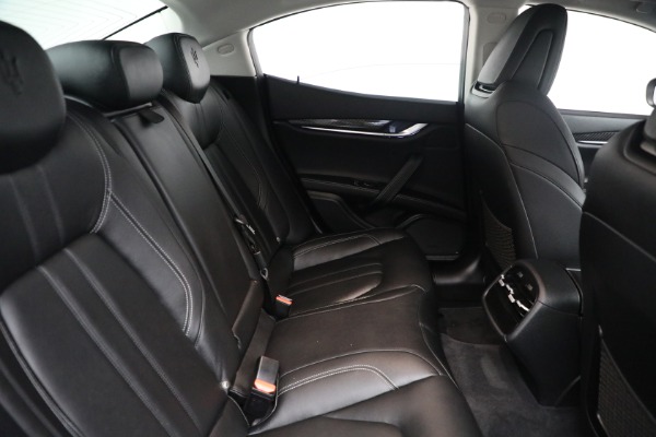 Used 2019 Maserati Ghibli S Q4 GranSport for sale $58,900 at Alfa Romeo of Westport in Westport CT 06880 24