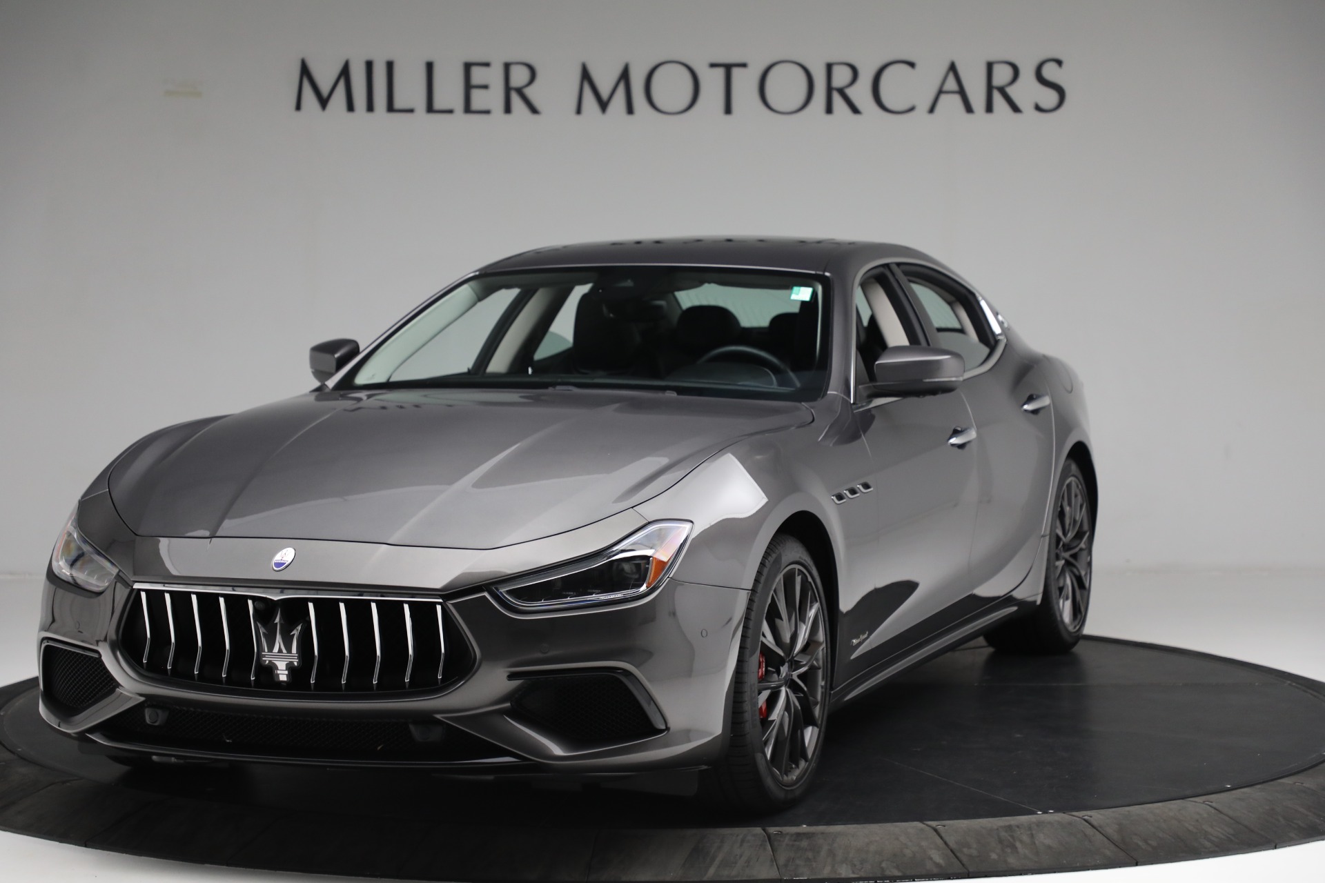 Used 2019 Maserati Ghibli S Q4 GranSport for sale $58,900 at Alfa Romeo of Westport in Westport CT 06880 1