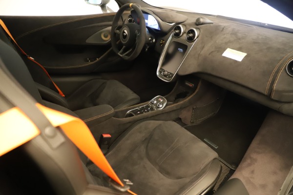 Used 2020 McLaren 600LT Spider for sale Sold at Alfa Romeo of Westport in Westport CT 06880 25