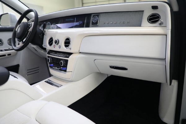 Used 2020 Rolls-Royce Phantom for sale $429,900 at Alfa Romeo of Westport in Westport CT 06880 22