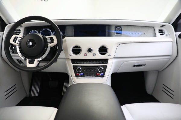 Used 2020 Rolls-Royce Phantom for sale $369,900 at Alfa Romeo of Westport in Westport CT 06880 4