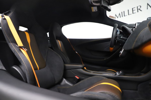 Used 2017 McLaren 570S Coupe for sale Call for price at Alfa Romeo of Westport in Westport CT 06880 21