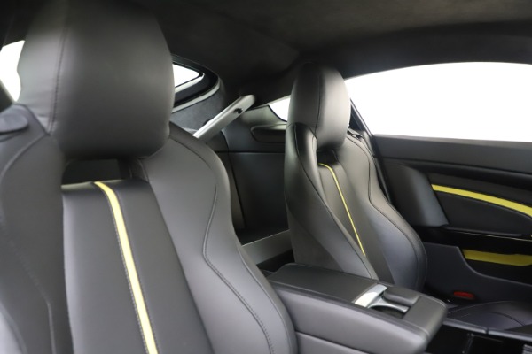 Used 2015 Aston Martin V12 Vantage S Coupe for sale $99,900 at Alfa Romeo of Westport in Westport CT 06880 17
