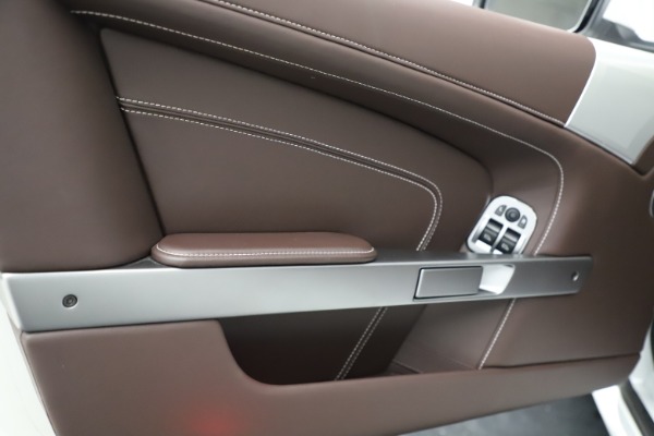 Used 2012 Aston Martin Virage Volante for sale $89,900 at Alfa Romeo of Westport in Westport CT 06880 24