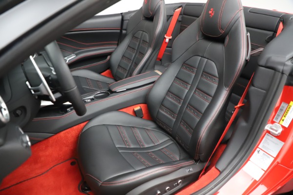 Used 2017 Ferrari California T for sale Sold at Alfa Romeo of Westport in Westport CT 06880 21