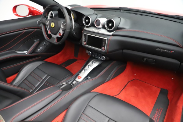 Used 2017 Ferrari California T for sale Sold at Alfa Romeo of Westport in Westport CT 06880 23