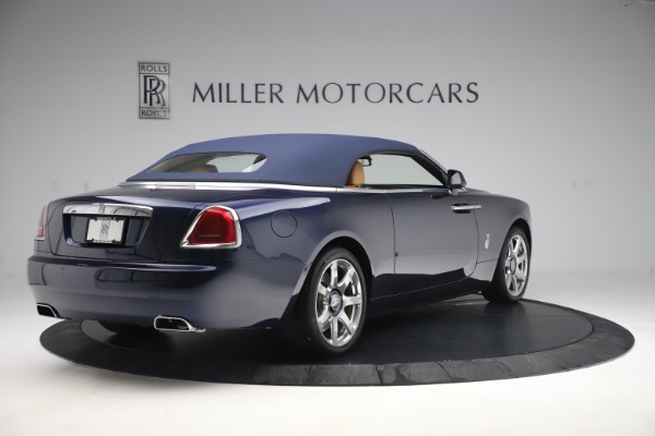 Used 2017 Rolls-Royce Dawn for sale Sold at Alfa Romeo of Westport in Westport CT 06880 16