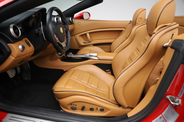 Used 2013 Ferrari California 30 for sale Sold at Alfa Romeo of Westport in Westport CT 06880 20