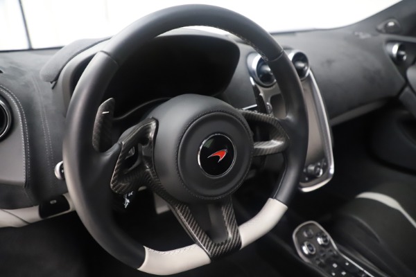 Used 2017 McLaren 570GT Coupe for sale $149,900 at Alfa Romeo of Westport in Westport CT 06880 17