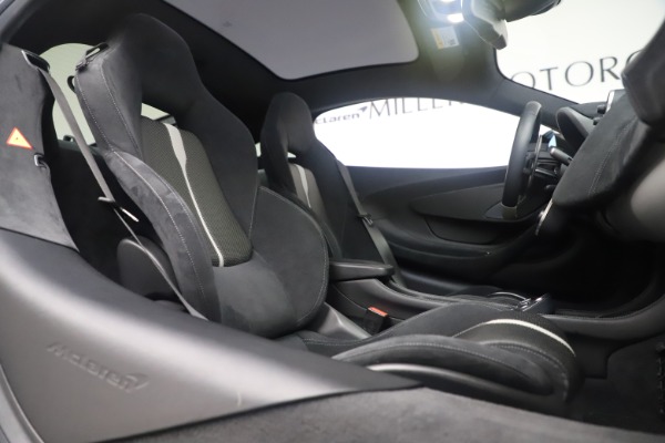 Used 2017 McLaren 570GT Coupe for sale $149,900 at Alfa Romeo of Westport in Westport CT 06880 21