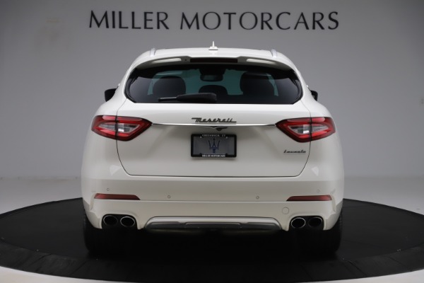 Used 2017 Maserati Levante S for sale Sold at Alfa Romeo of Westport in Westport CT 06880 6