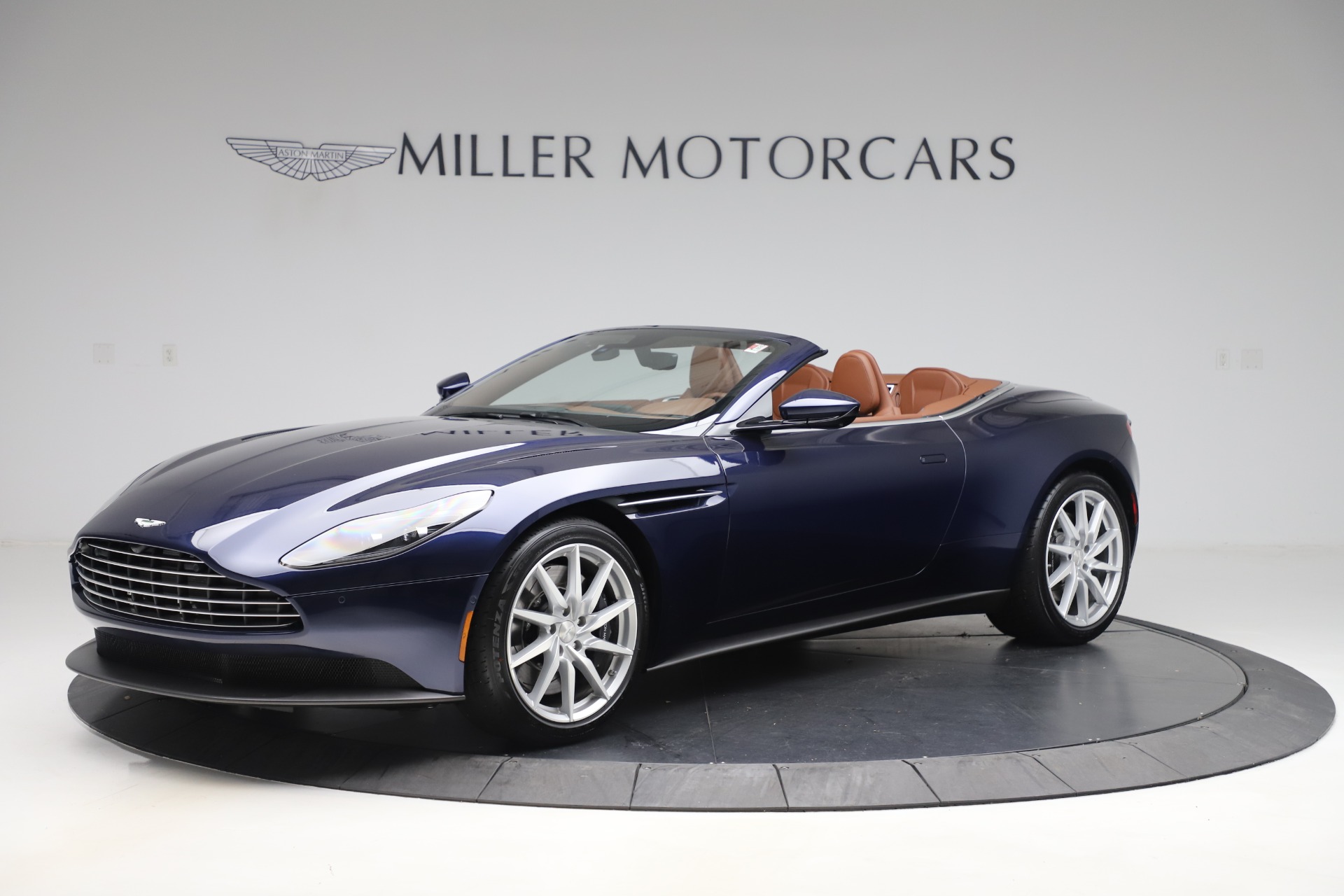 New 2020 Aston Martin DB11 Volante Convertible for sale $242,036 at Alfa Romeo of Westport in Westport CT 06880 1