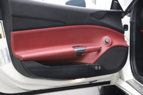 Used 2016 Ferrari 488 GTB for sale $216,900 at Alfa Romeo of Westport in Westport CT 06880 18