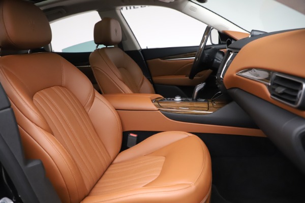 New 2019 Maserati Levante Q4 GranLusso for sale $89,550 at Alfa Romeo of Westport in Westport CT 06880 20