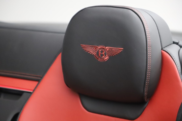 New 2020 Bentley Continental GTC V8 for sale $271,550 at Alfa Romeo of Westport in Westport CT 06880 27