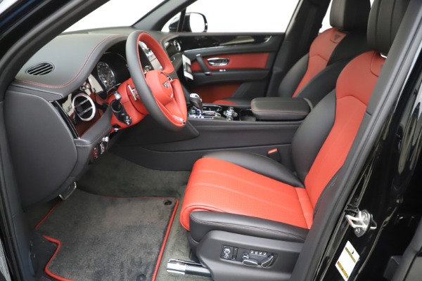 New 2020 Bentley Bentayga V8 for sale $195,265 at Alfa Romeo of Westport in Westport CT 06880 17