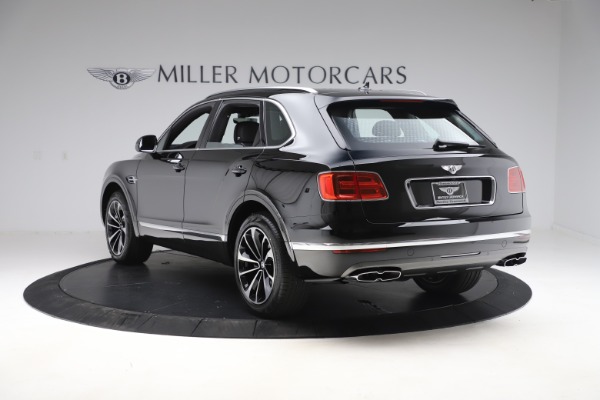 New 2020 Bentley Bentayga V8 for sale $202,735 at Alfa Romeo of Westport in Westport CT 06880 5
