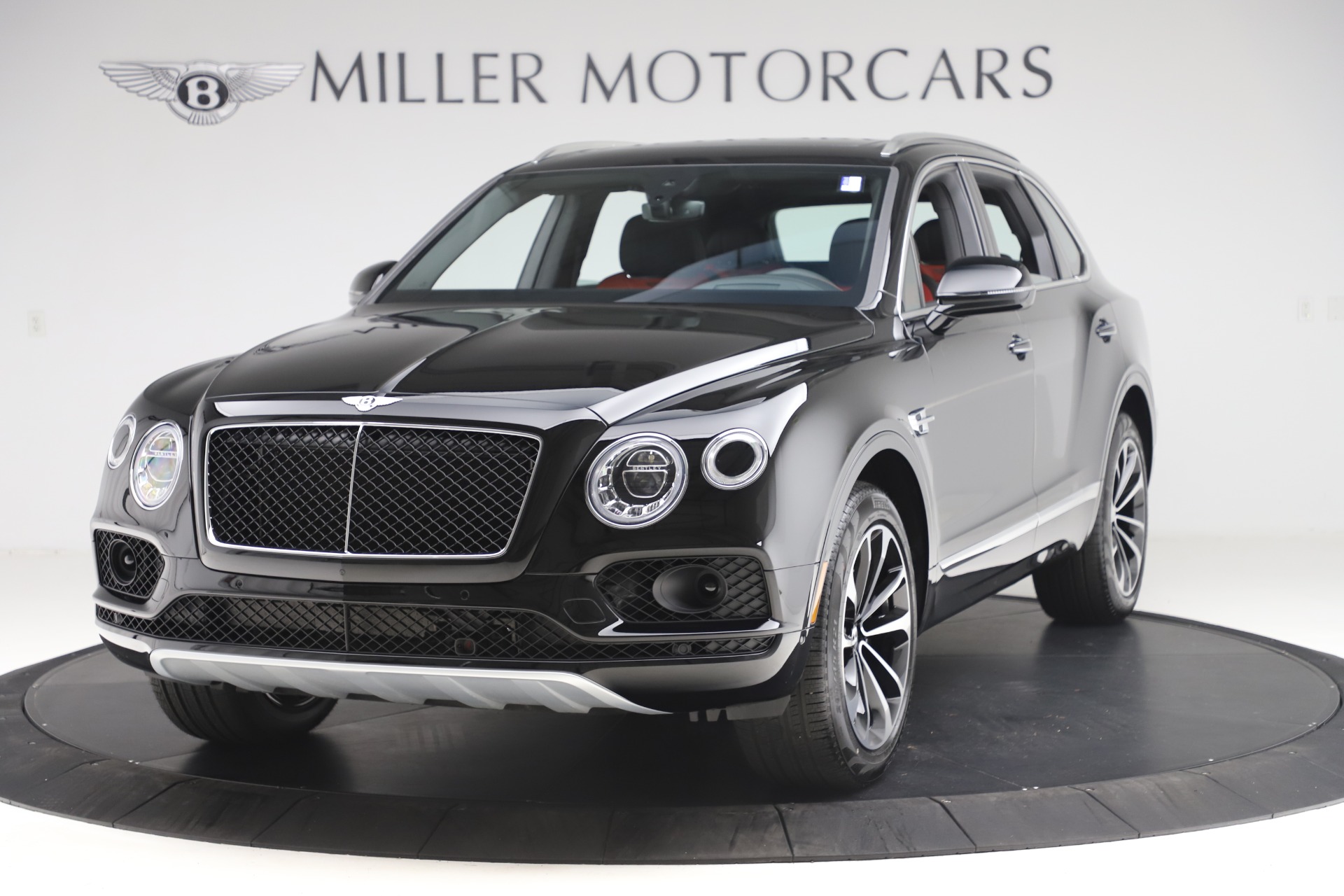 New 2020 Bentley Bentayga V8 for sale $202,735 at Alfa Romeo of Westport in Westport CT 06880 1