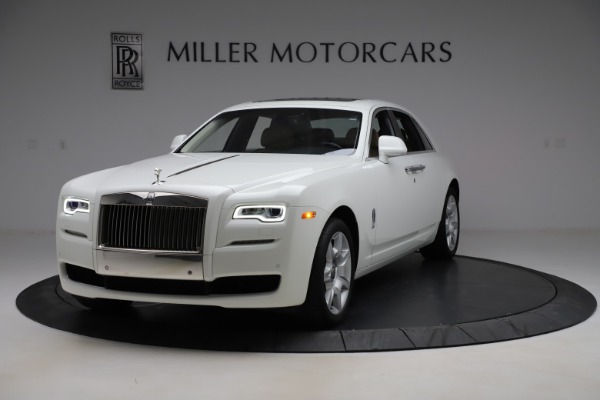 Used 2015 Rolls-Royce Ghost for sale $166,900 at Alfa Romeo of Westport in Westport CT 06880 1