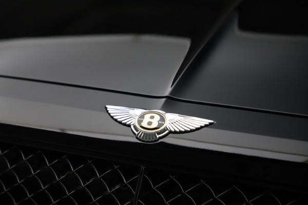 New 2020 Bentley Bentayga V8 Design Series for sale $216,860 at Alfa Romeo of Westport in Westport CT 06880 14