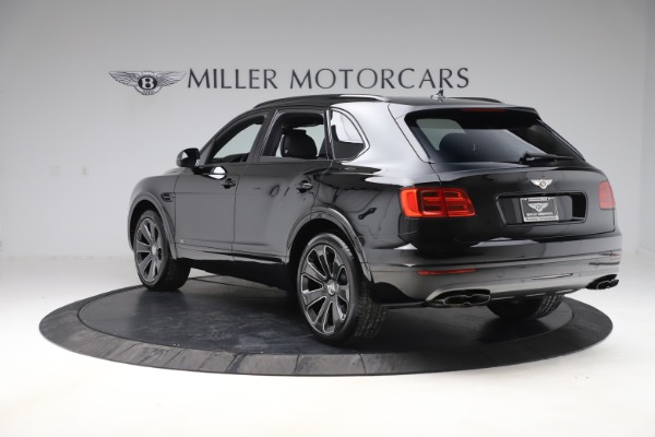 New 2020 Bentley Bentayga V8 Design Series for sale $216,860 at Alfa Romeo of Westport in Westport CT 06880 5