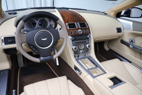 Used 2014 Aston Martin DB9 Volante for sale Sold at Alfa Romeo of Westport in Westport CT 06880 19