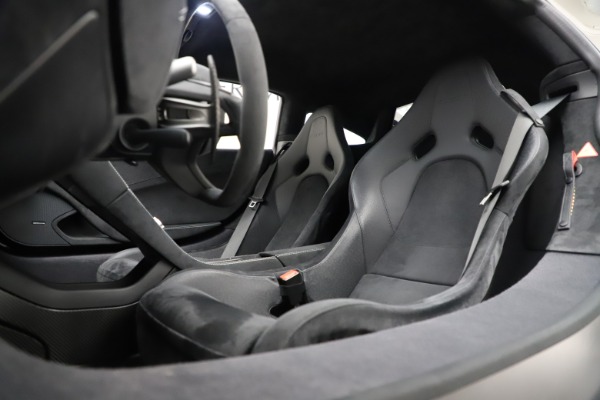 Used 2016 McLaren 675LT COUPE for sale $245,900 at Alfa Romeo of Westport in Westport CT 06880 20